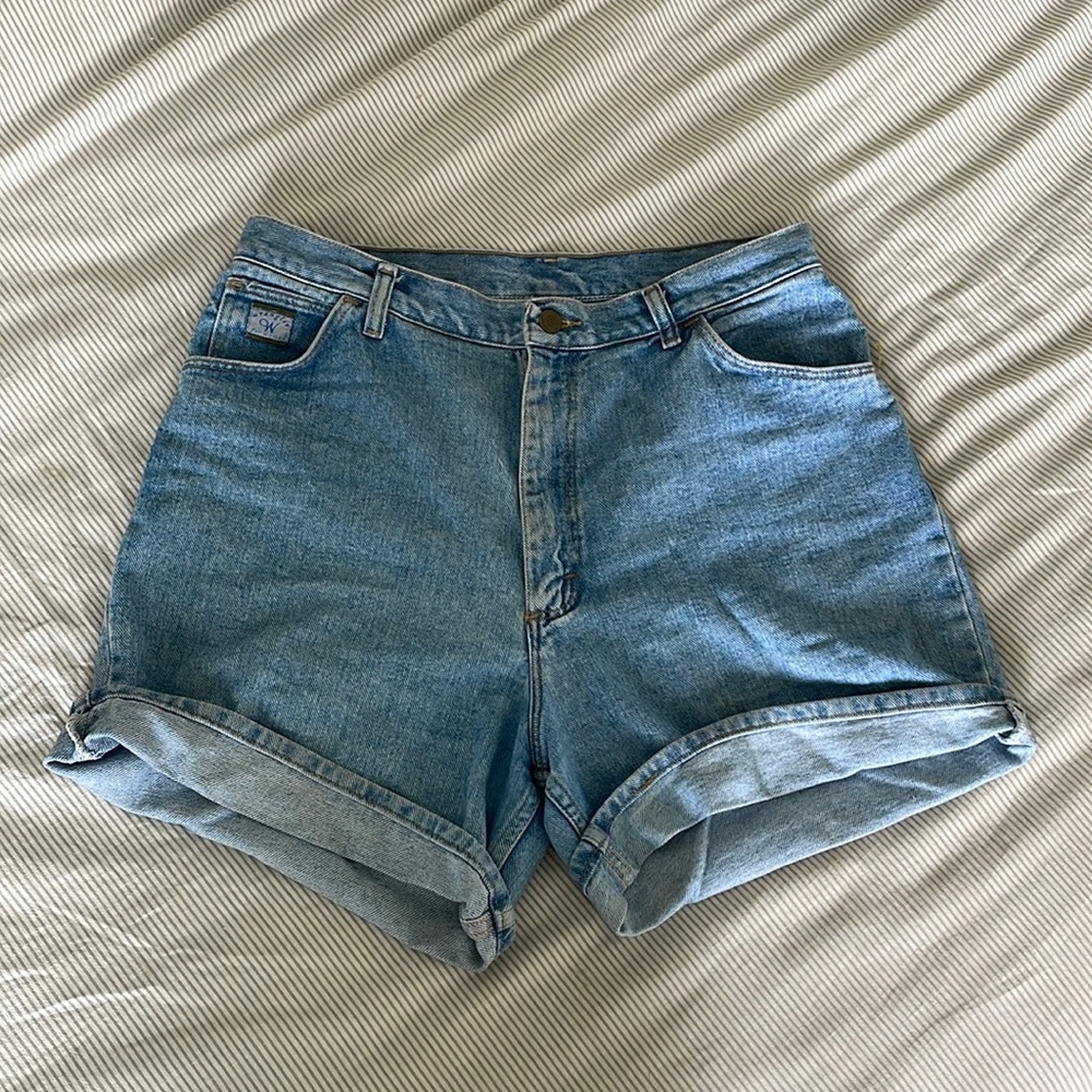 Vintage Women’s Wrangler Shorts,